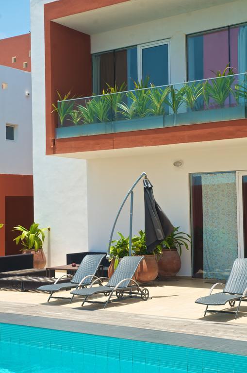Hotel Maison Rouge Котону Номер фото
